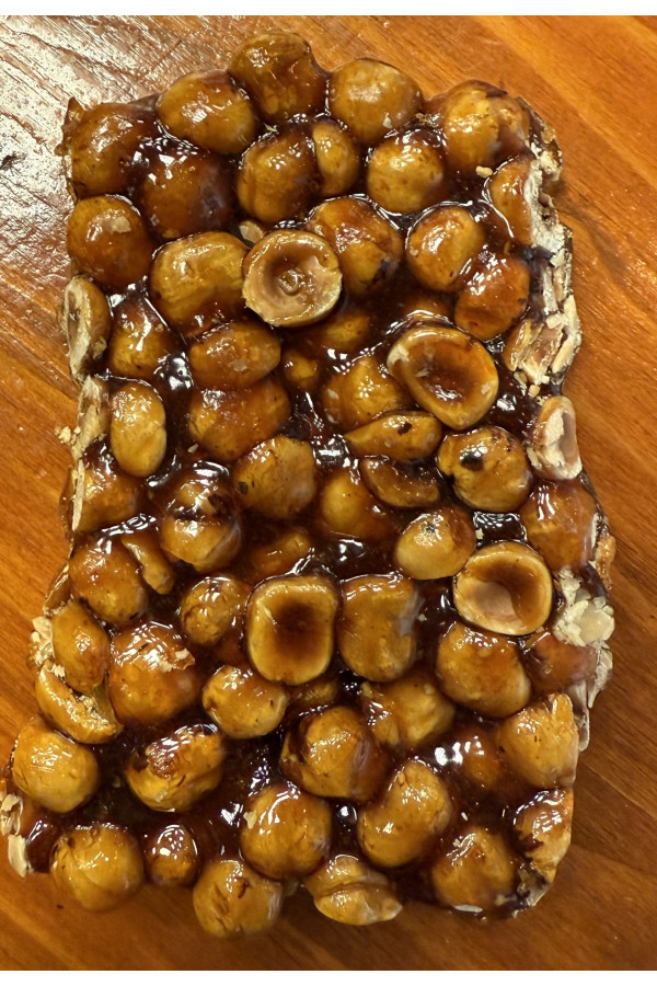 Torrone 'e fierro alle nocciole di Giffoni