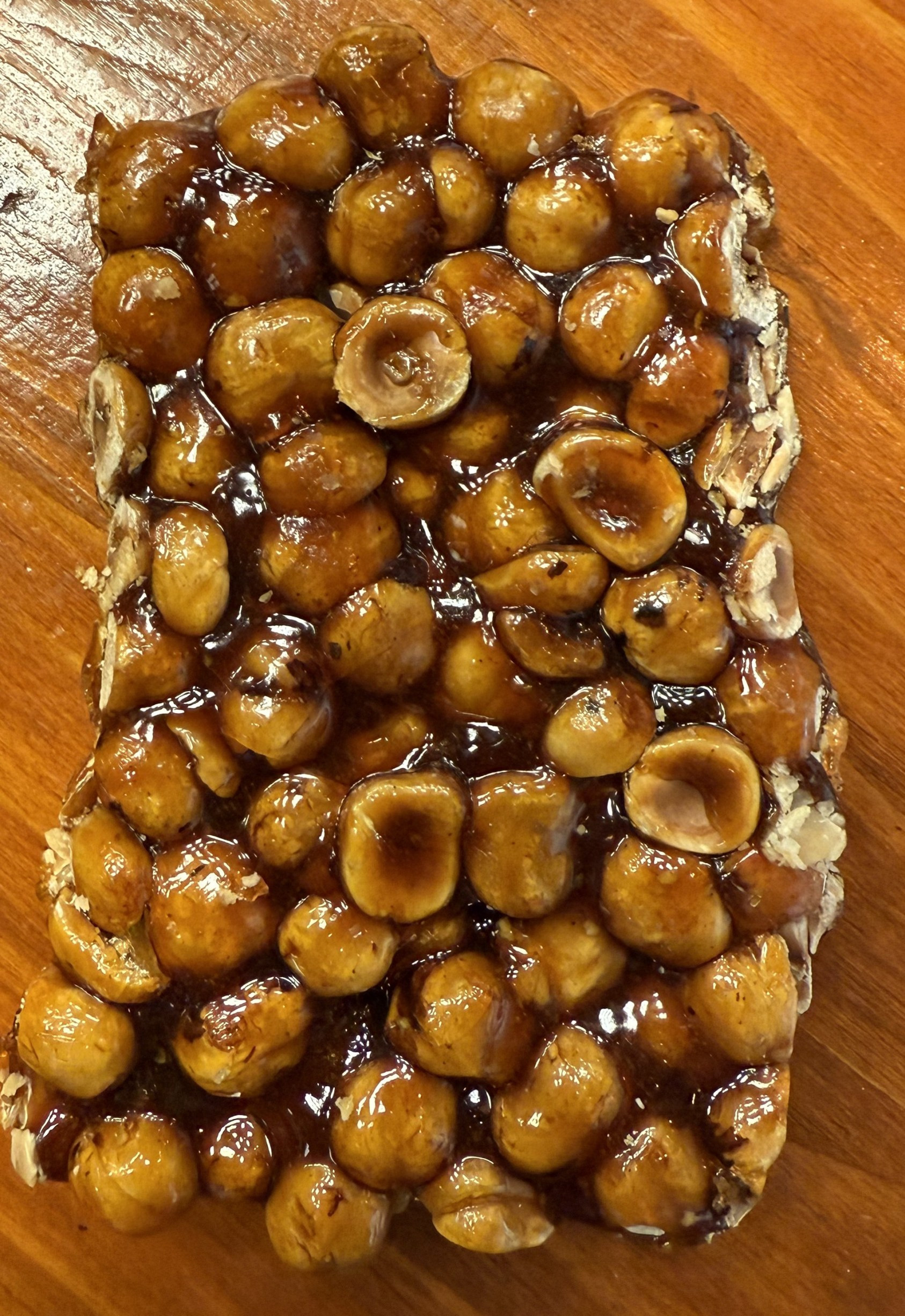 Torrone 'e fierro alle nocciole di Giffoni