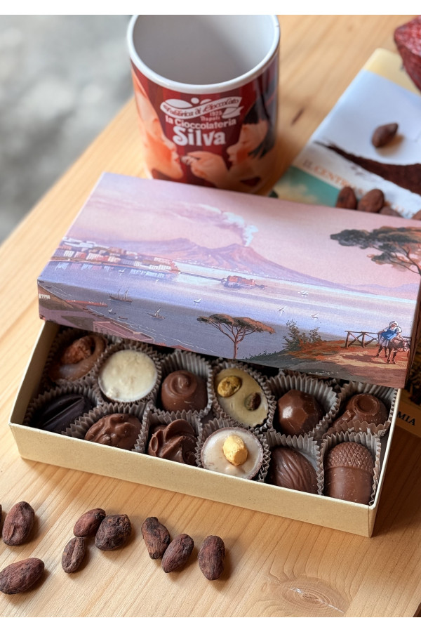 Scatola Vintage con 18...