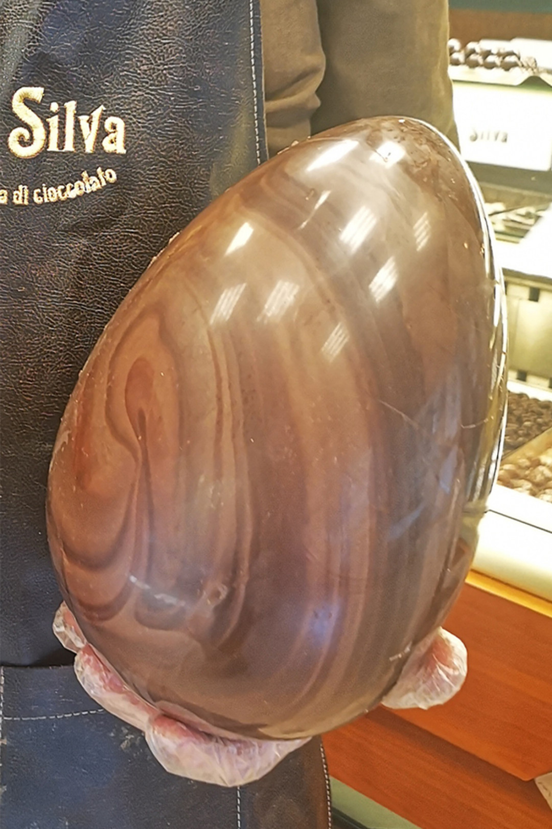 Uovo artigianale Double Chocolate effetto marmo 300gr e 550gr Cioccolato al latte e Fondente