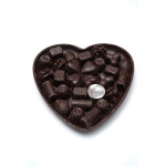 Cuore al cioccolato fondente artigianale e con 21 cioccolatini classici artigianali - San Valentino